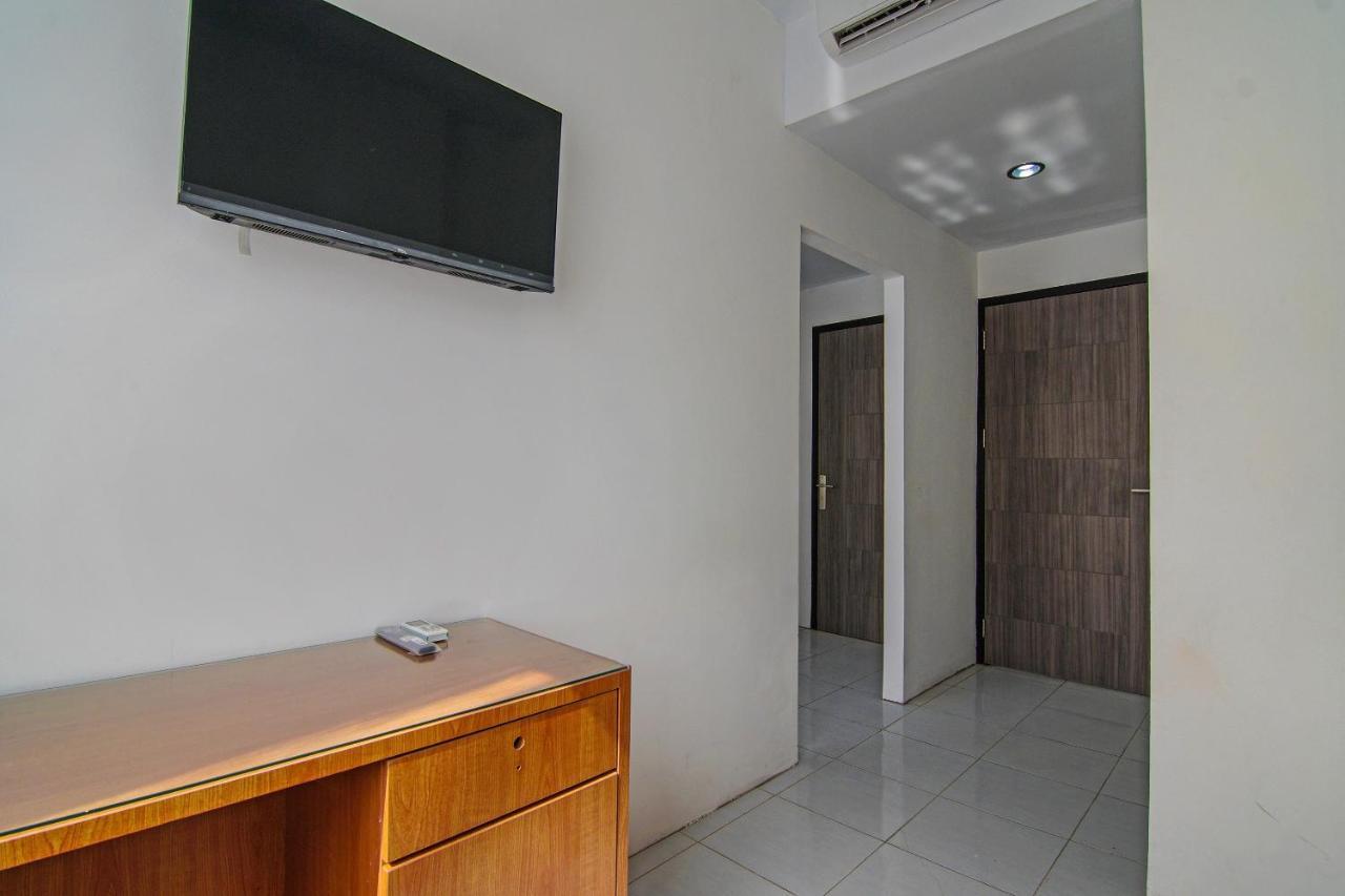 Oyo 92300 Koala House Hotel Pekanbaru Exterior foto